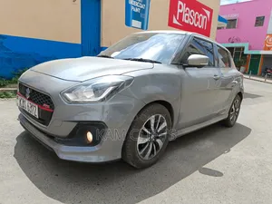 Suzuki Swift 2018 Silver
