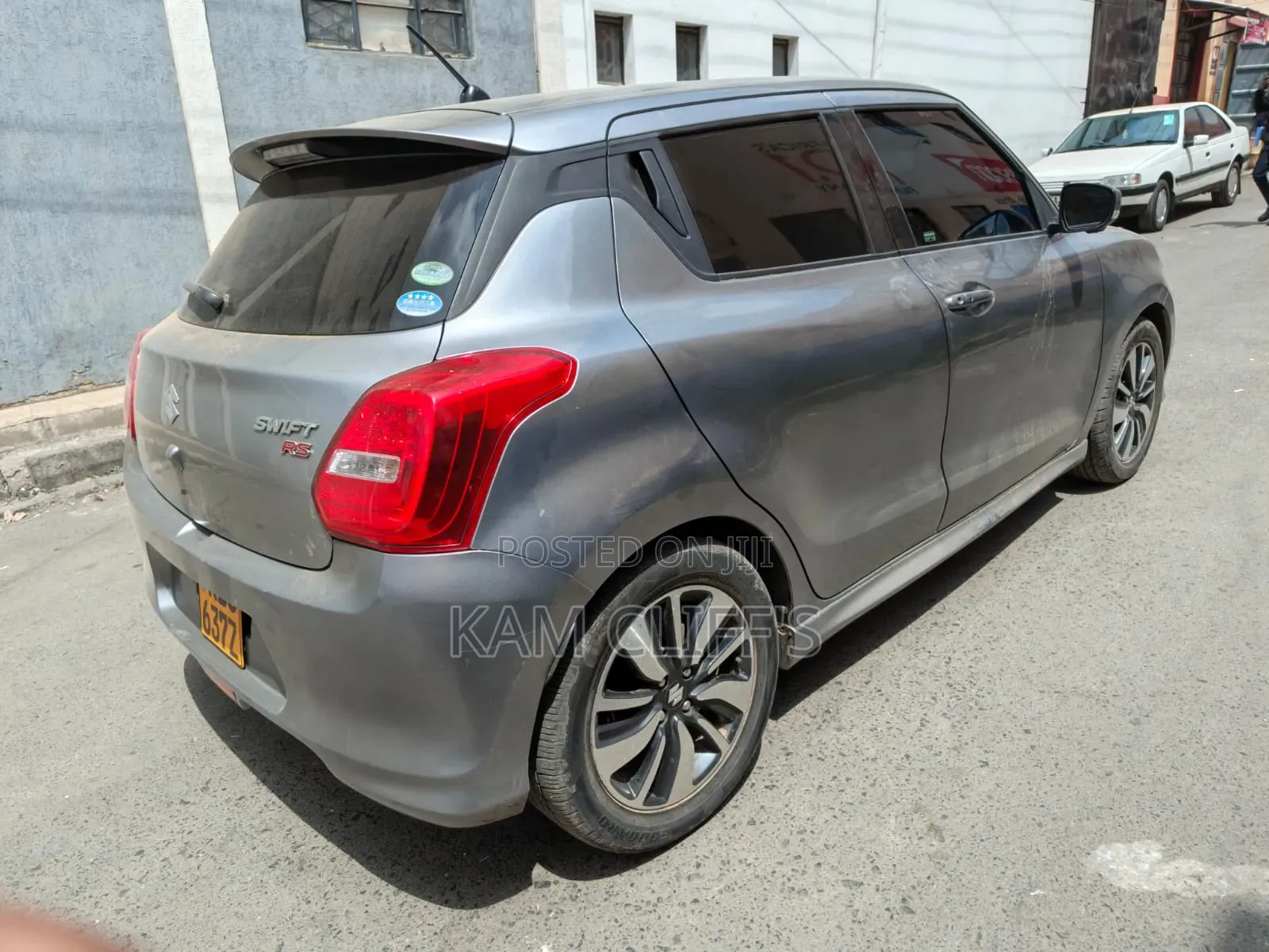Suzuki Swift 2018 Silver
