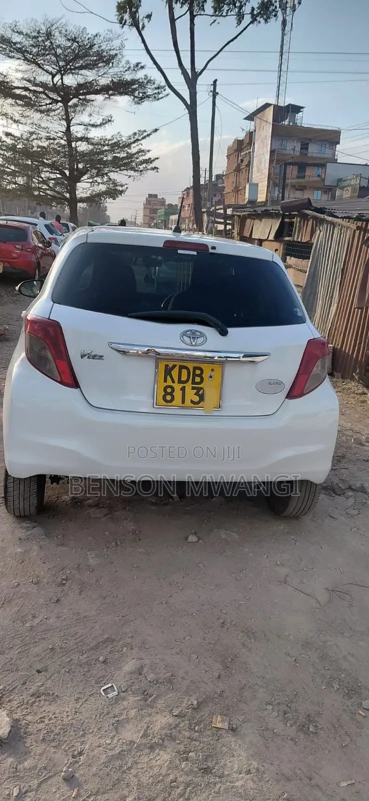 Toyota Vitz 2013 White