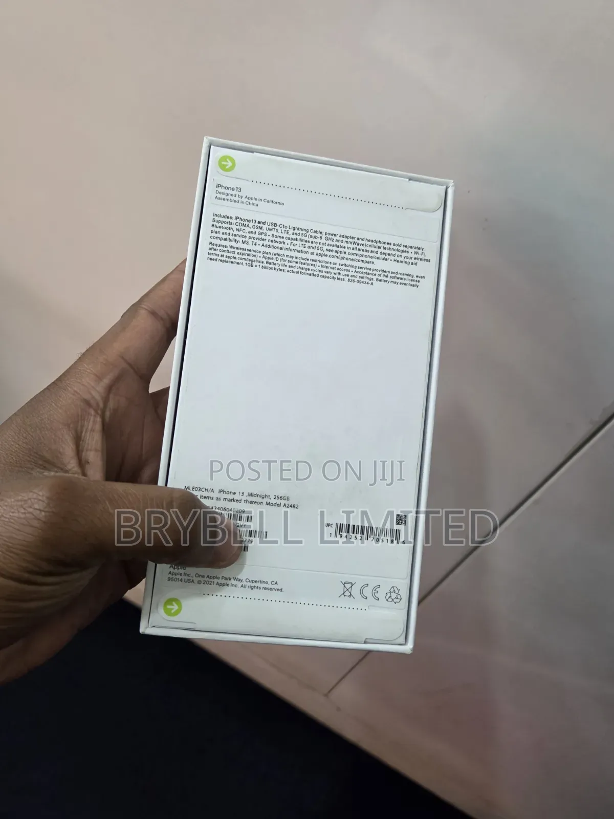 New Apple iPhone 13 256 GB Black