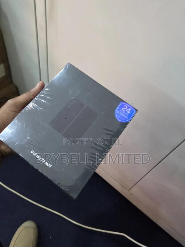 New Samsung Galaxy Z Fold 5 512 GB Black - main view