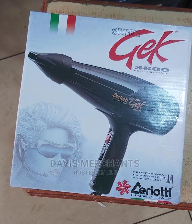 Professional Hair Dryer Equipment - main view