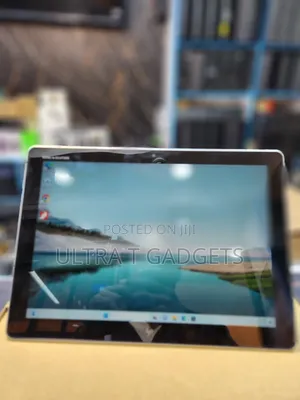 Laptop HP EliteBook X2 1012 G2 8GB Intel Core i5 SSD 256GB