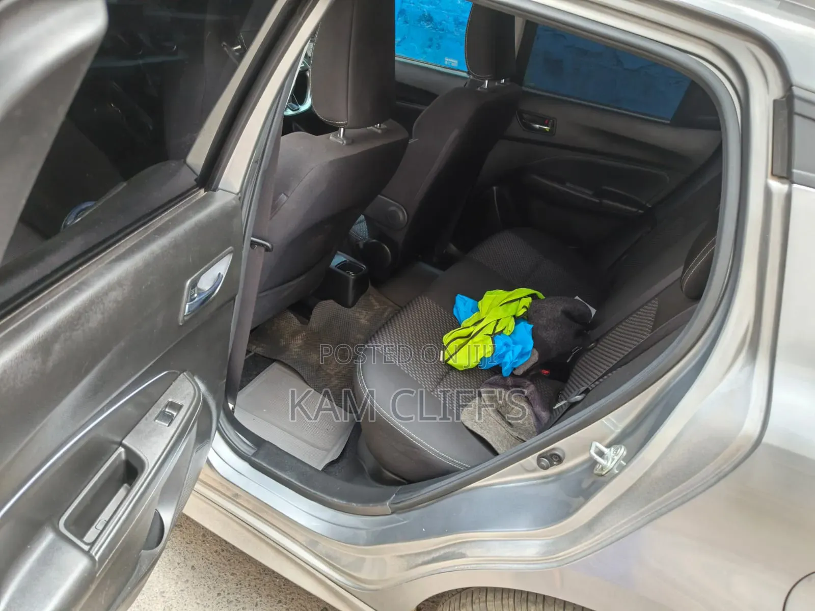 Suzuki Swift 2018 Silver