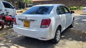 Toyota Axio 2015