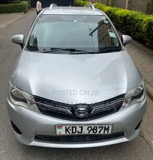 Toyota Corolla Fielder 2015 Silver