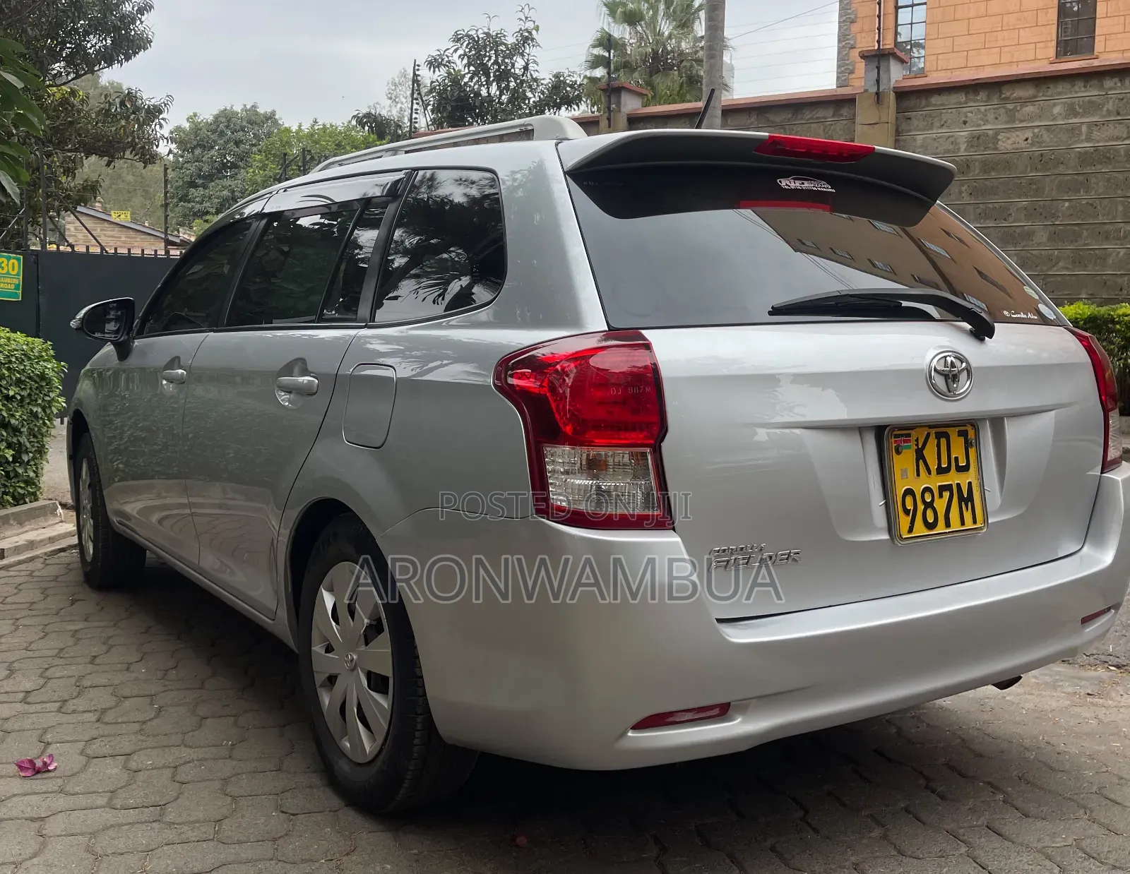 Toyota Corolla Fielder 2015 Silver