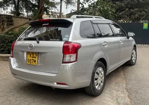 Toyota Corolla Fielder 2015 Silver