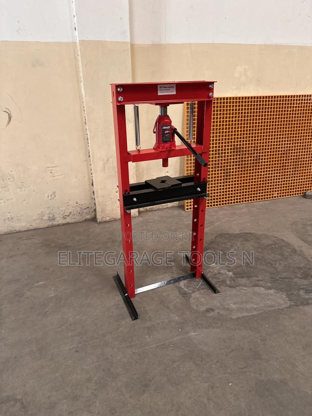 Heavy Duty Italy Hydraulic Pressing Machine - thumbnail 2