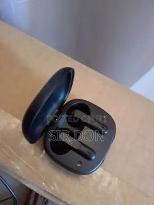 Wireless JBL Wave300 TWSD Earbuds