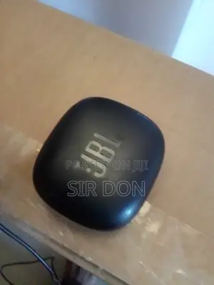 Wireless JBL Wave300 TWSD Earbuds