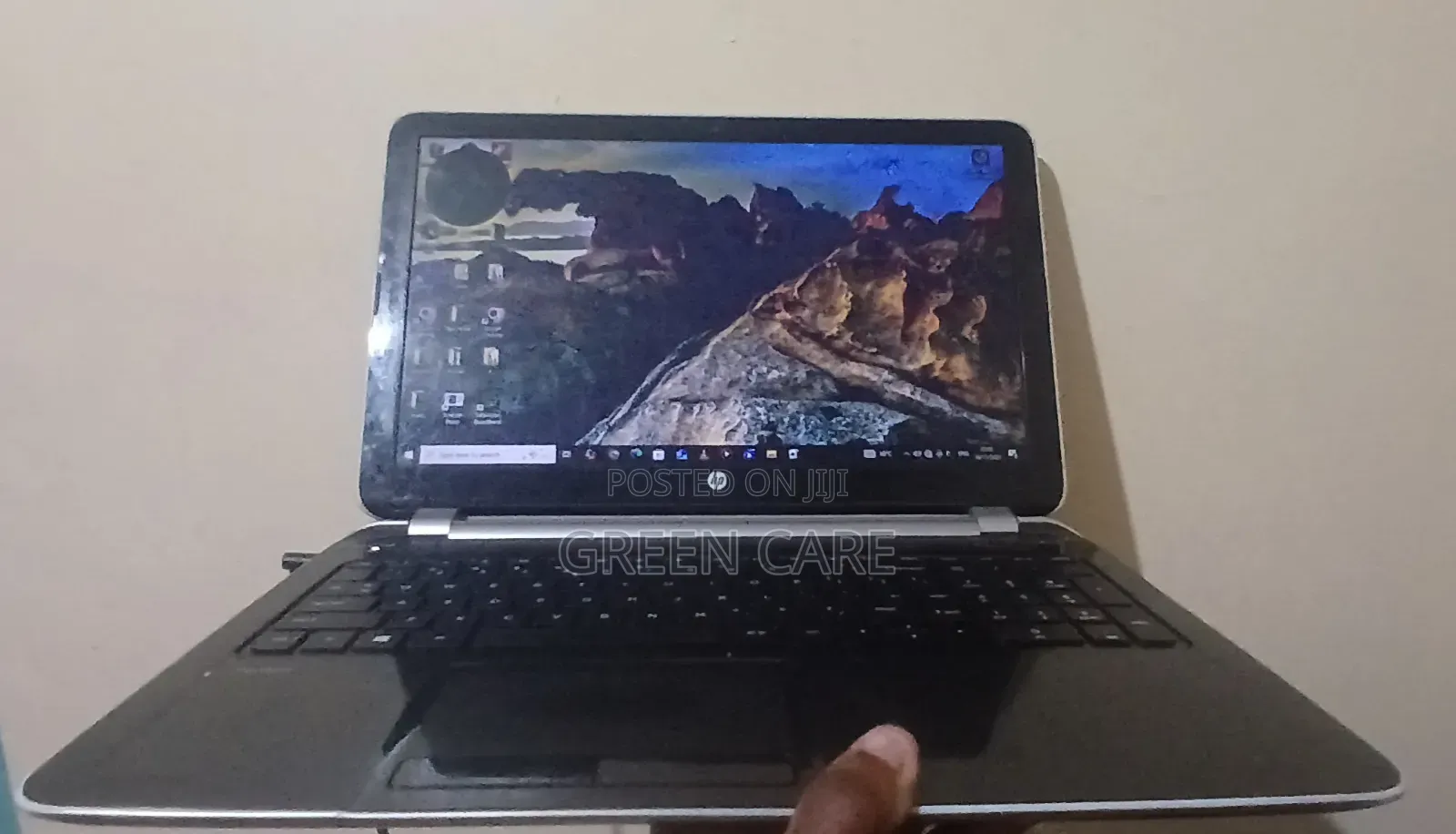 Laptop HP Pavilion 15-cs3063cl 4GB Intel Core i7 HDD+SSD 500GB