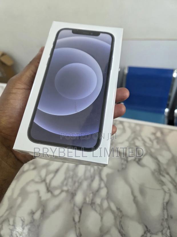 New Apple iPhone 12 128 GB Black - thumbnail 4