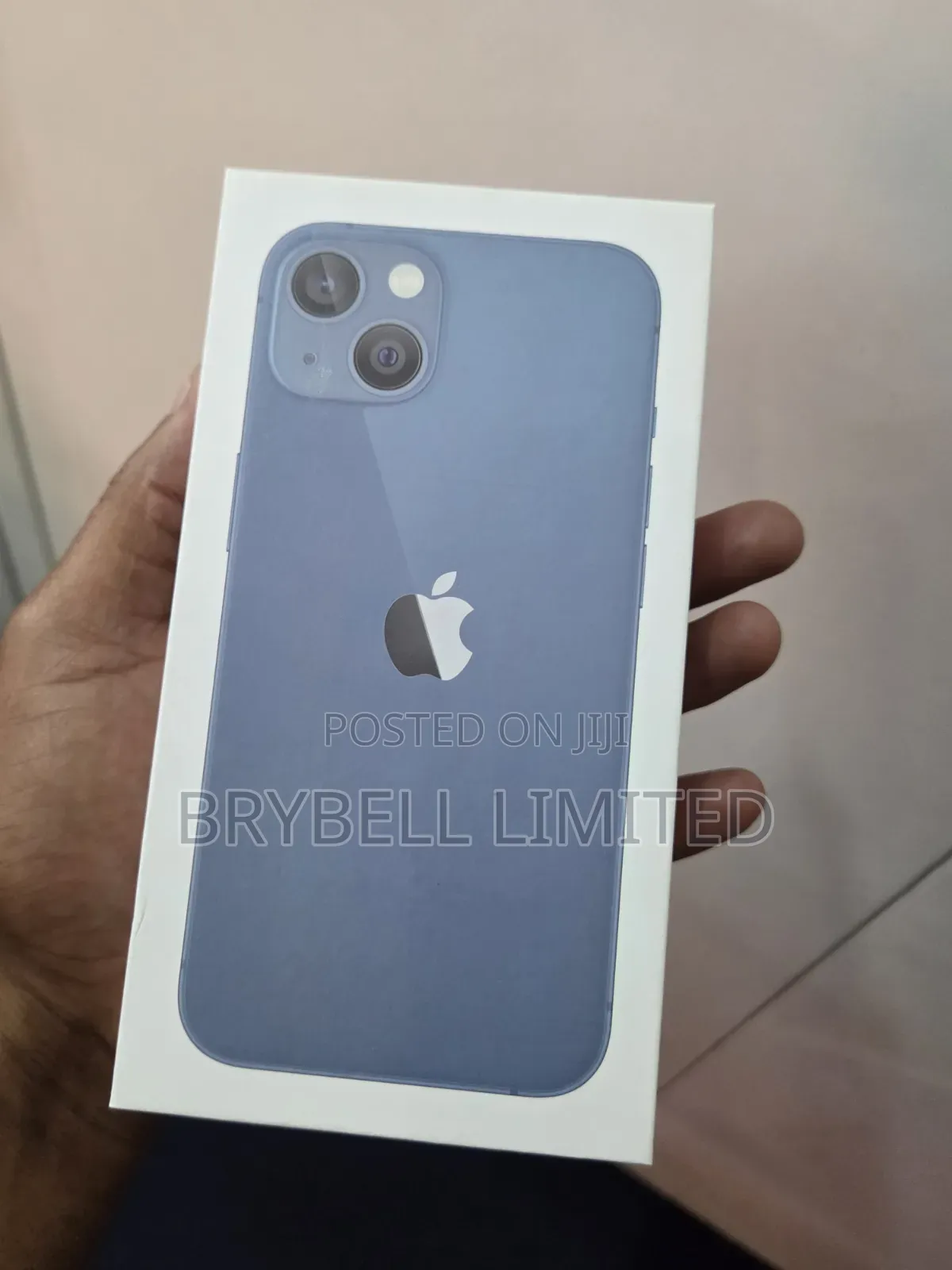 New Apple iPhone 13 128 GB Blue