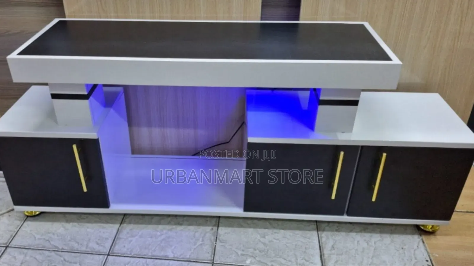 Istanbul 1 Modern TV Stand for Living Room