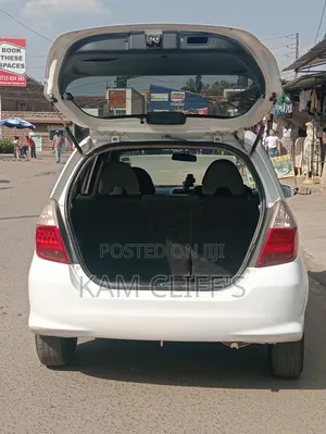 Honda Fit 2006 White