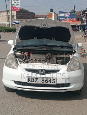 Honda Fit 2006 White