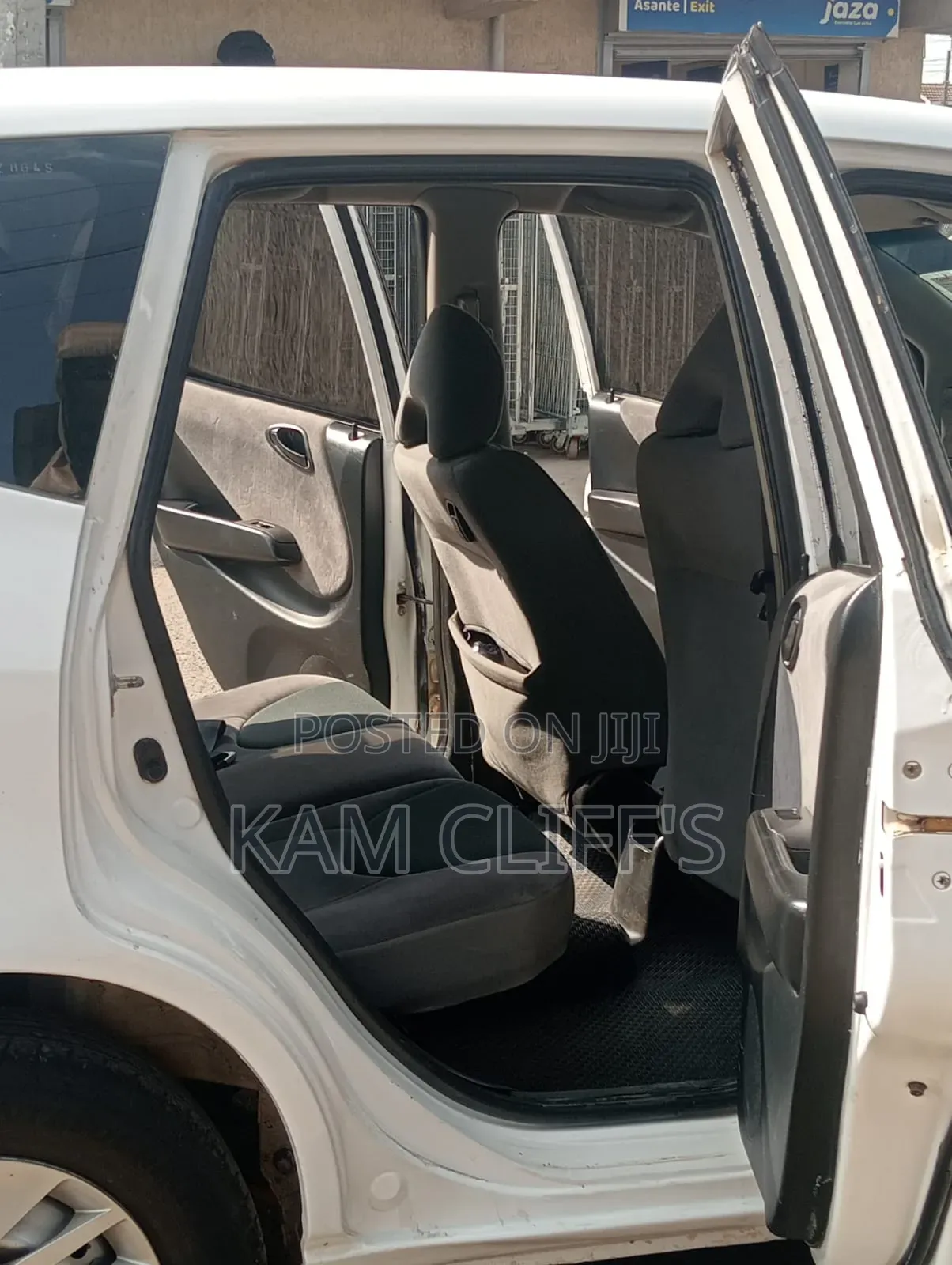 Honda Fit 2006 White