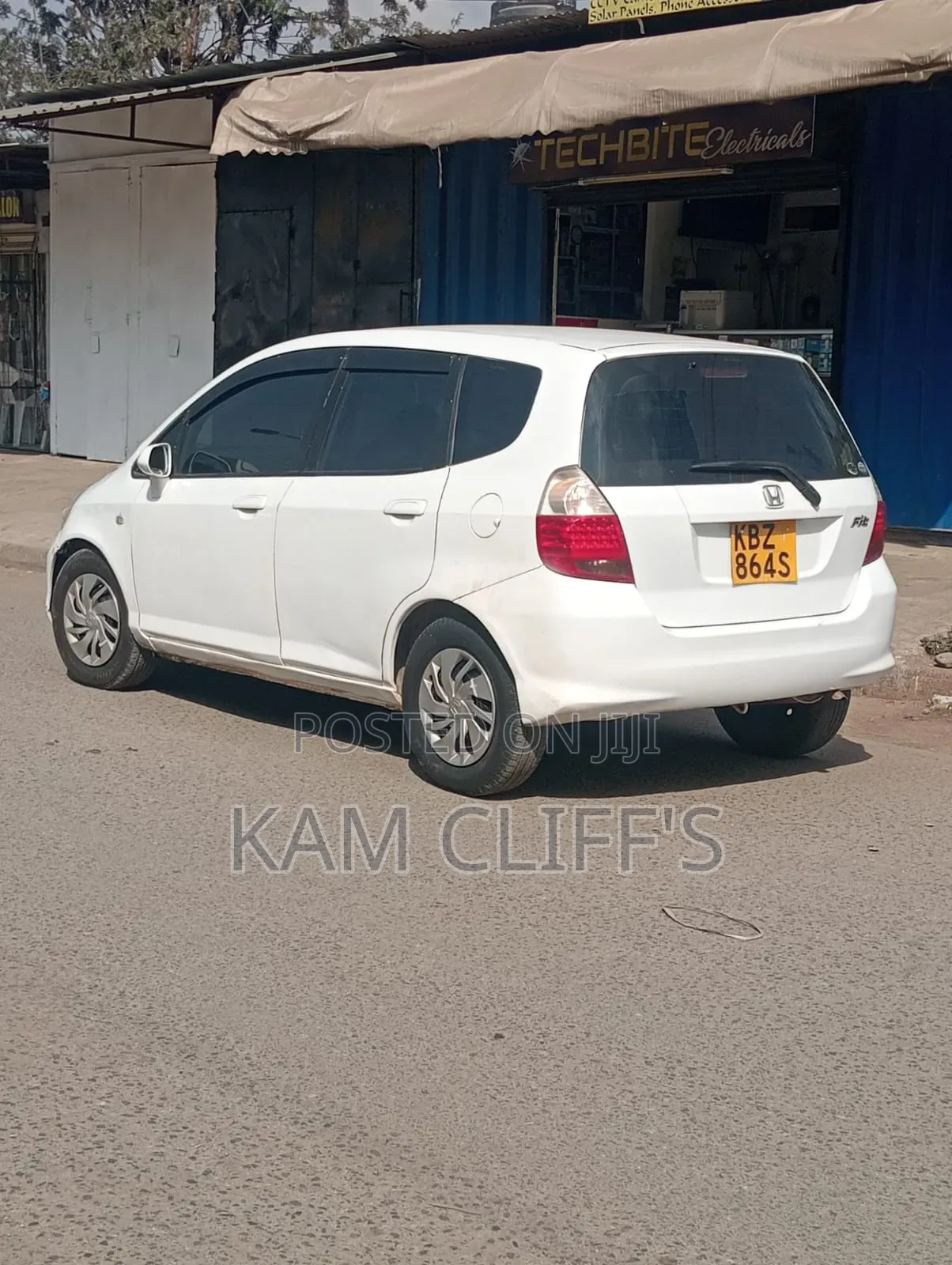 Honda Fit 2006 White