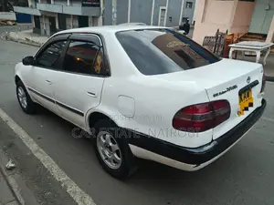Toyota Corolla Sedan 2003 White