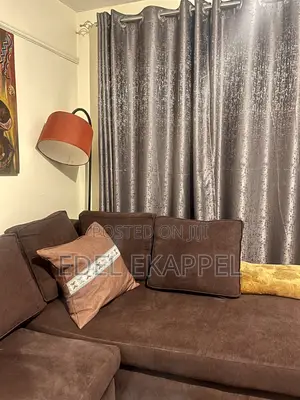 5 Seater L-Shaped Couch With Two Cupholders - Great Condition