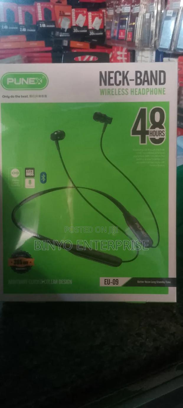 Neck-Bands Headphones - thumbnail 2