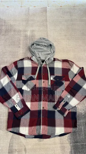 Plaid/Flannel Shirt