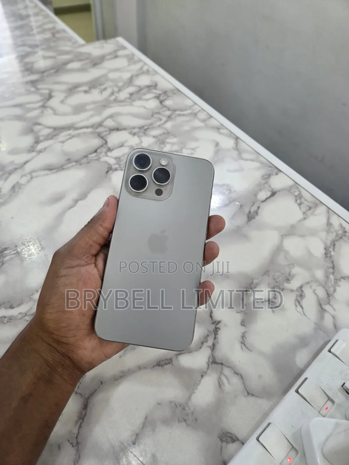 Apple iPhone 15 Pro Max 256 GB Silver
