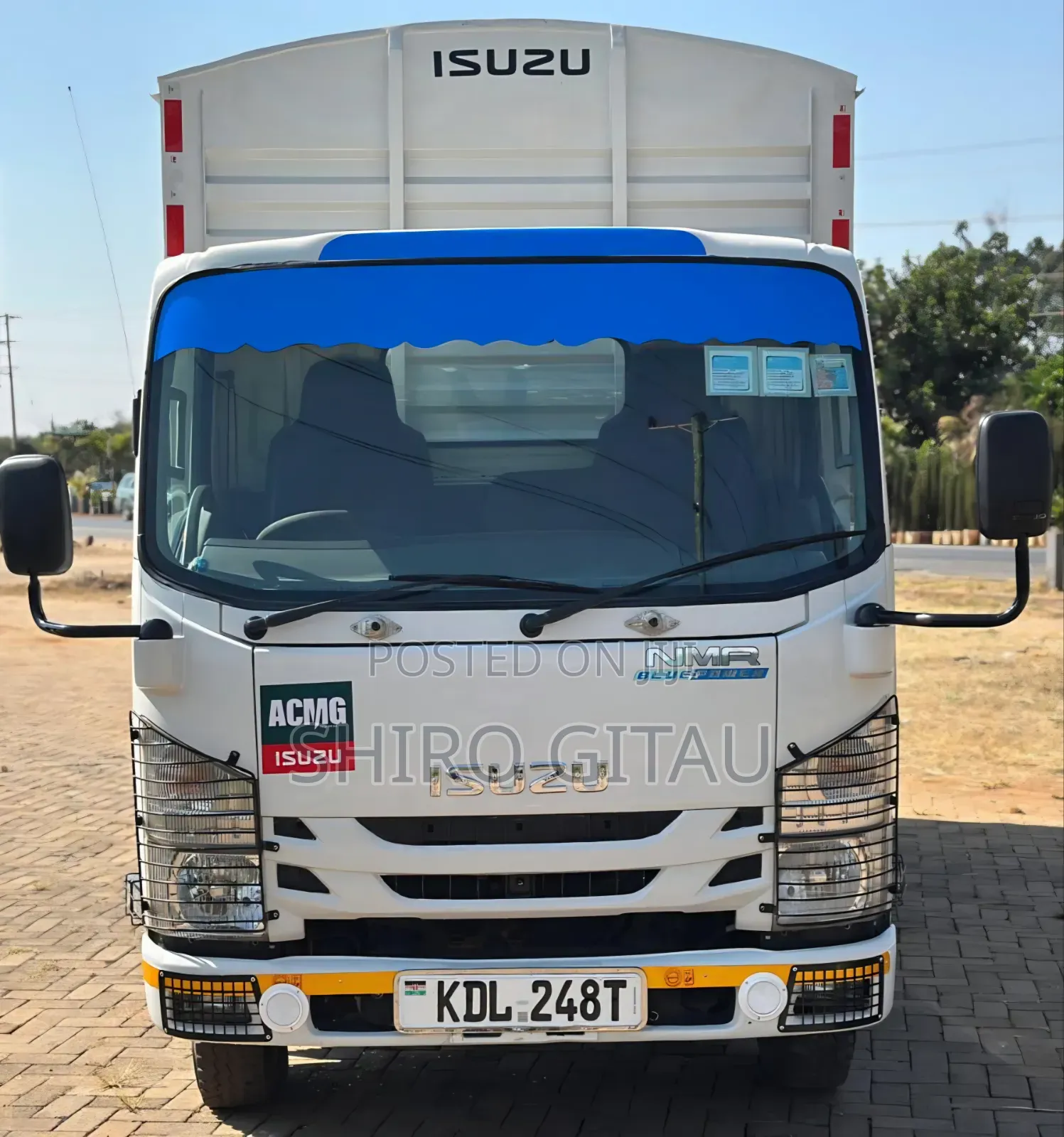 Isuzu NMR Local