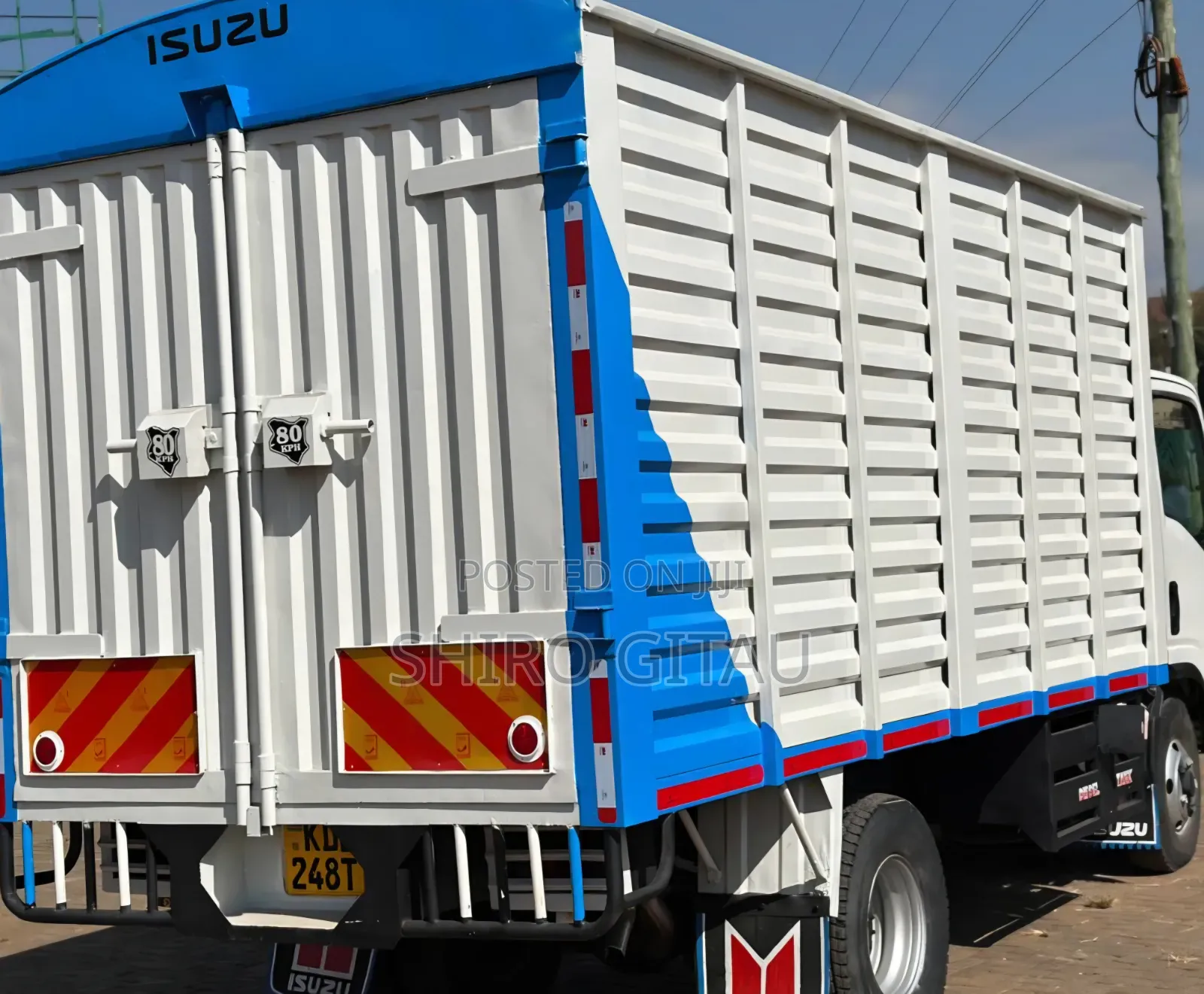 Isuzu NMR Local
