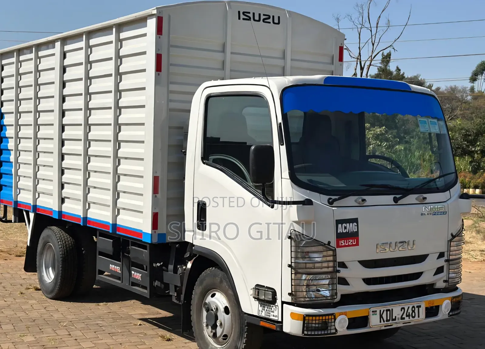 Isuzu NMR Local