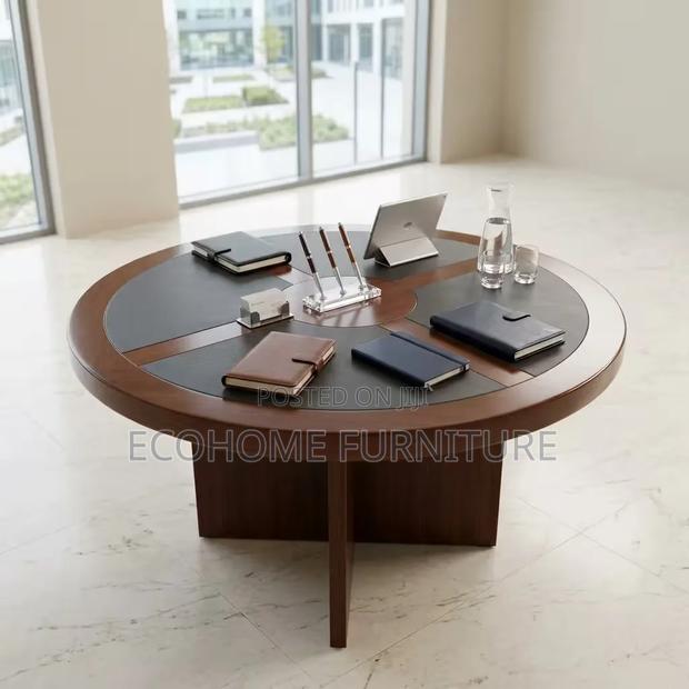 Boardroom Table Round Wooden Conference Meeting Table