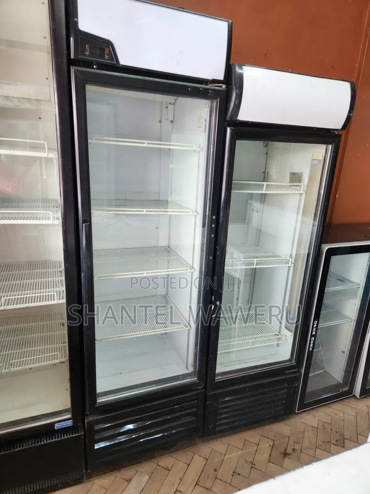 350litres Display Chiller