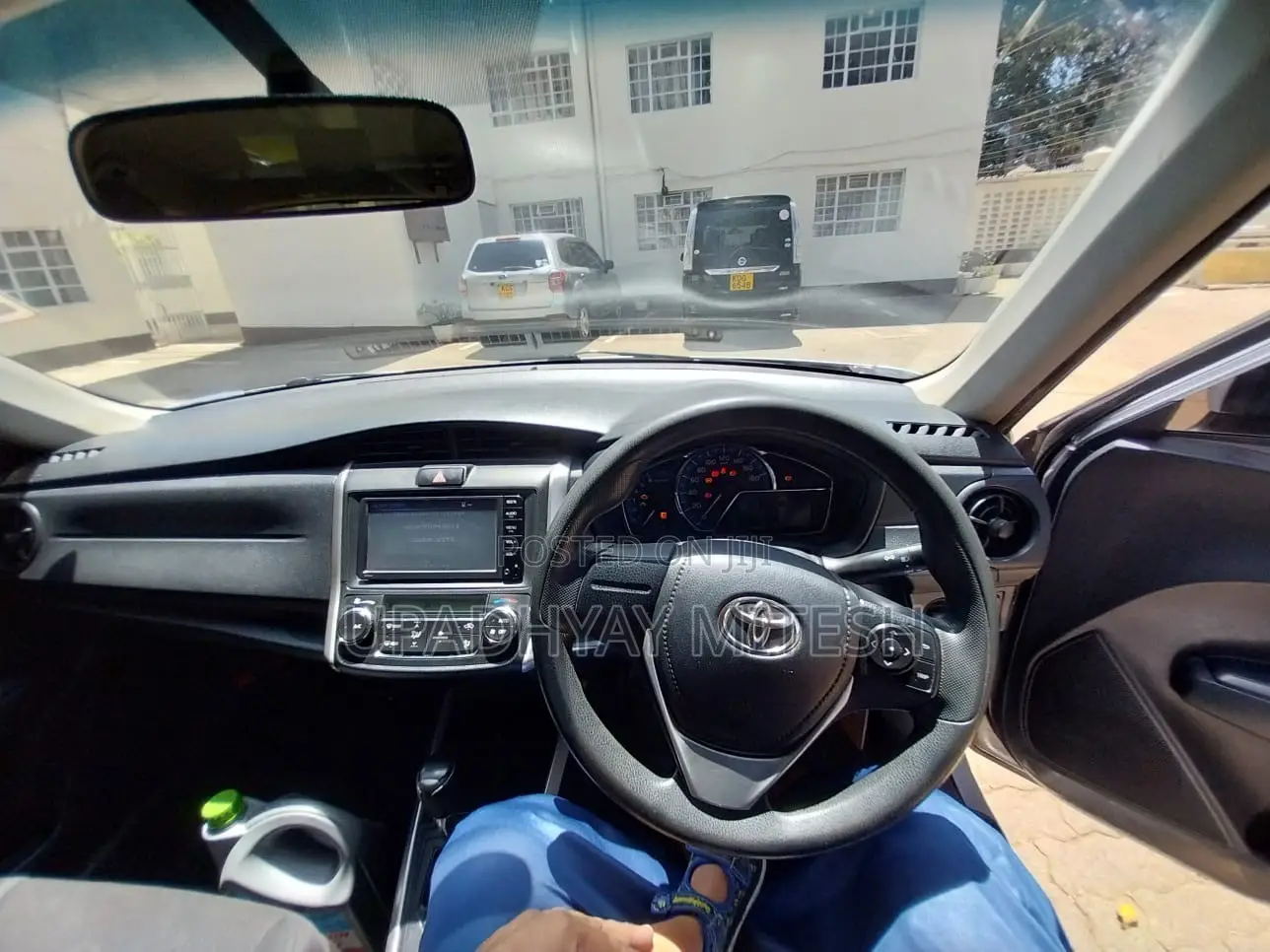 Toyota Corolla Fielder 2016 Silver