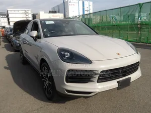 Porsche Cayenne 2020 White