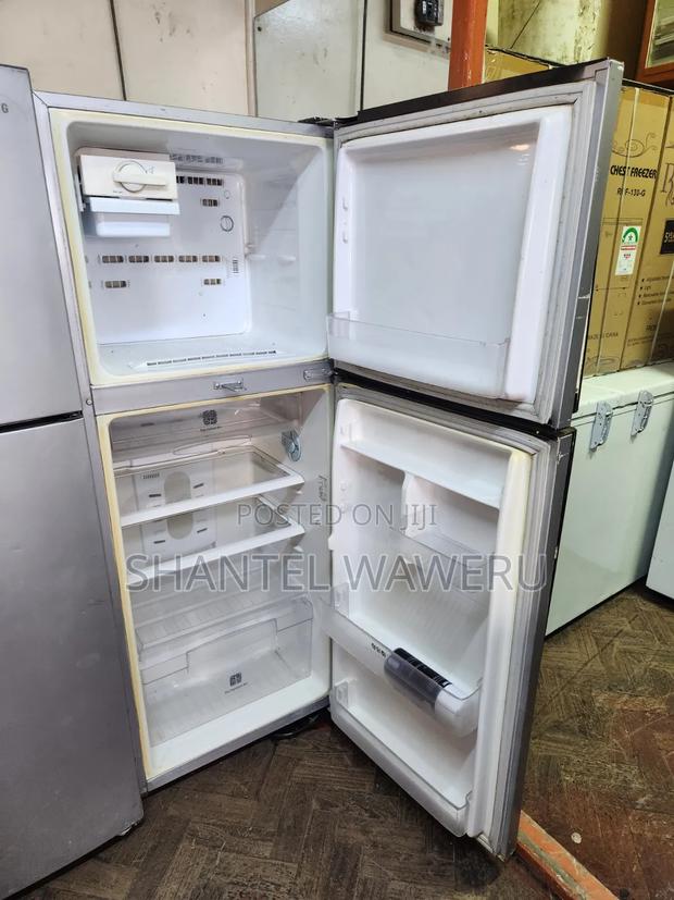 Samsung Silver Working Fridge 300litres