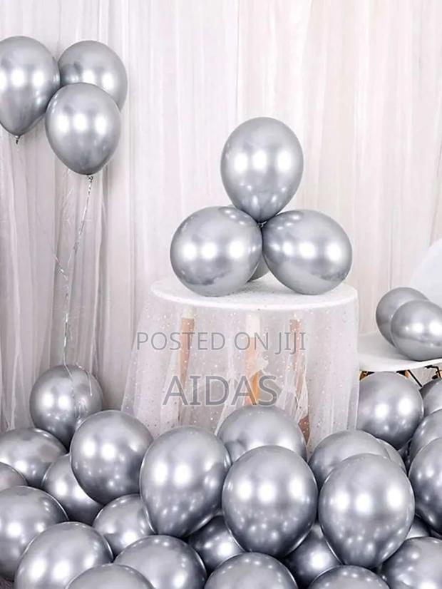 10 Pieces Silver Chrome Balloons