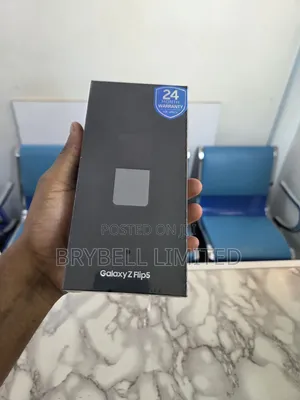 New Samsung Galaxy Z Flip 5 512 GB Black
