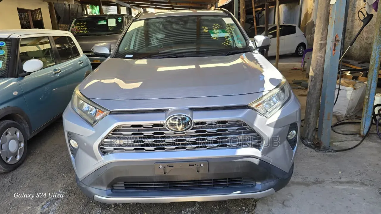 Toyota RAV4 2019 Silver