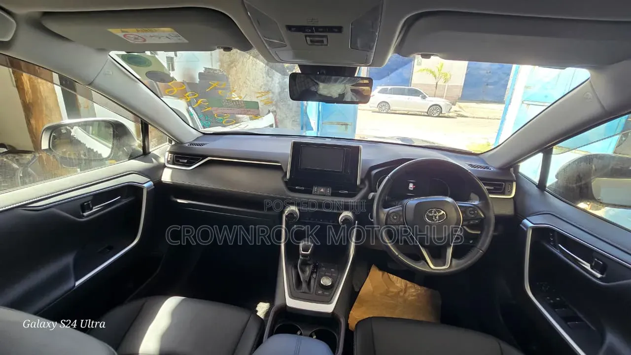 Toyota RAV4 2019 Silver