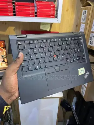 Laptop Lenovo ThinkPad X390 Yoga 16GB Intel Core i5 SSD 256GB