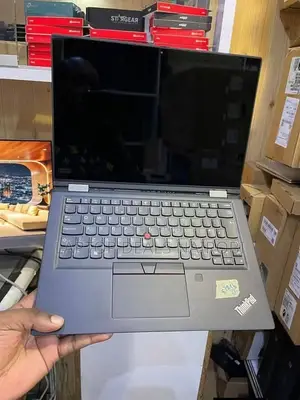 Laptop Lenovo ThinkPad X390 Yoga 16GB Intel Core i5 SSD 256GB