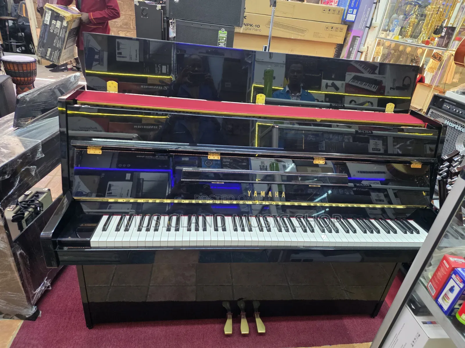 Yamaha Upright Piano C 108 88 Key