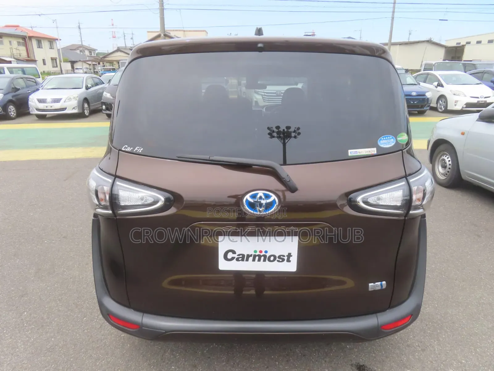 Toyota Sienta 2019 Brown