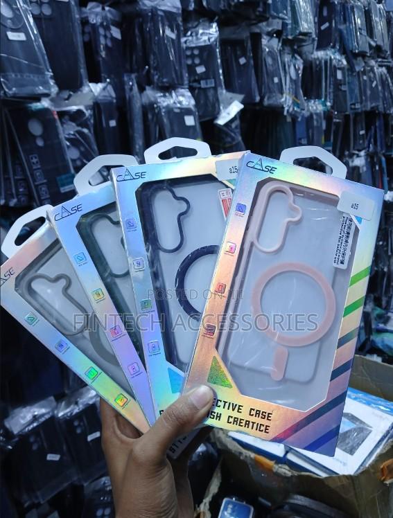 Magnetic Clear Case for Samsung Galaxy A15 – Multiple Colours - thumbnail 3