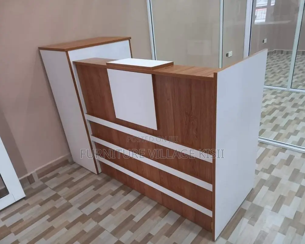 Office Furniture': Modern Reception Desk