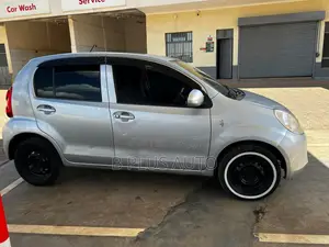 Toyota Passo 2013 Silver