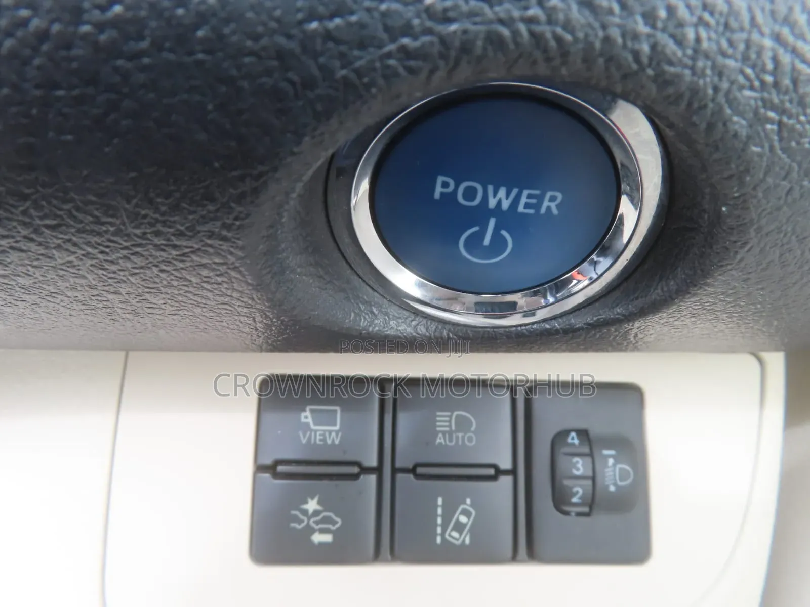 Toyota Sienta 2019 Brown