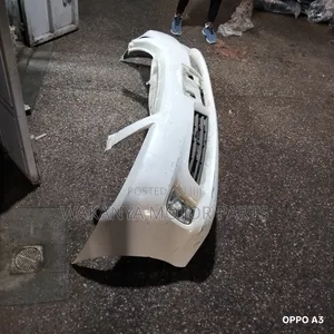 Toyota Crown Model 2012 Front Bumper Complete With Fog Lamps, Ex Japan