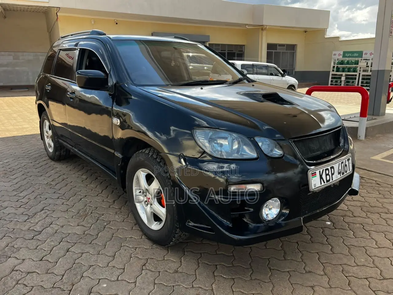 Mitsubishi Airtrek 2004 Black